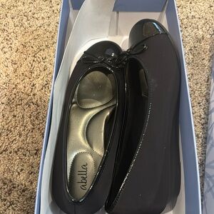 Black ballet flat shoes, size 7